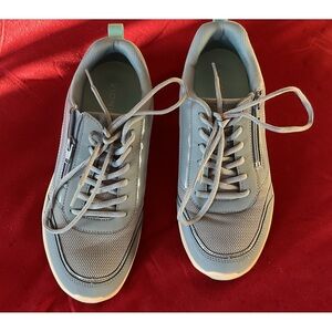 Vionic Walking Sneakers